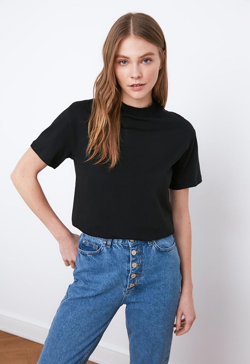 Trendyol - Stand collar basic knitted t-shirt - black