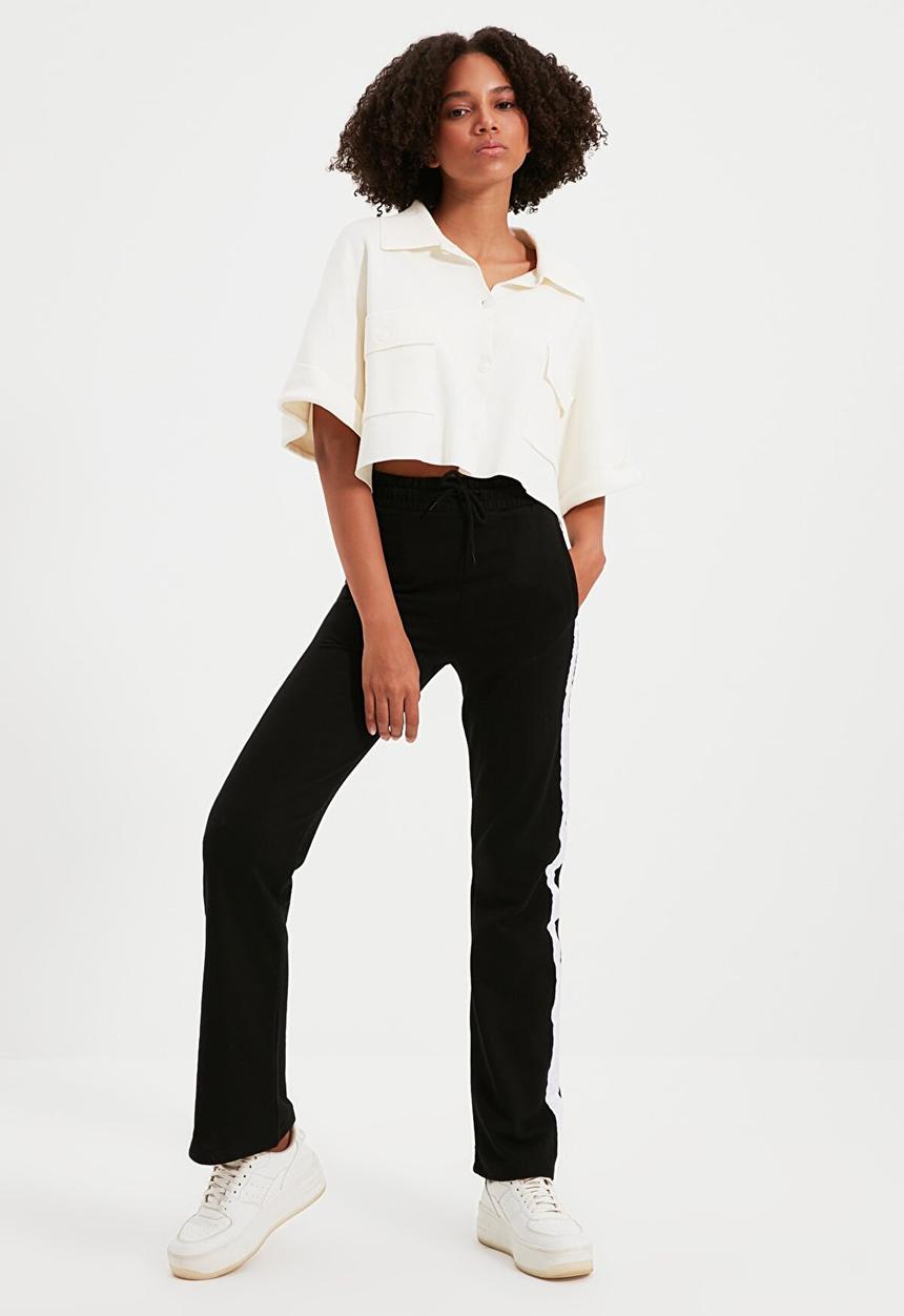 Trendyol - Striped straight knitted slim sweatpants - black