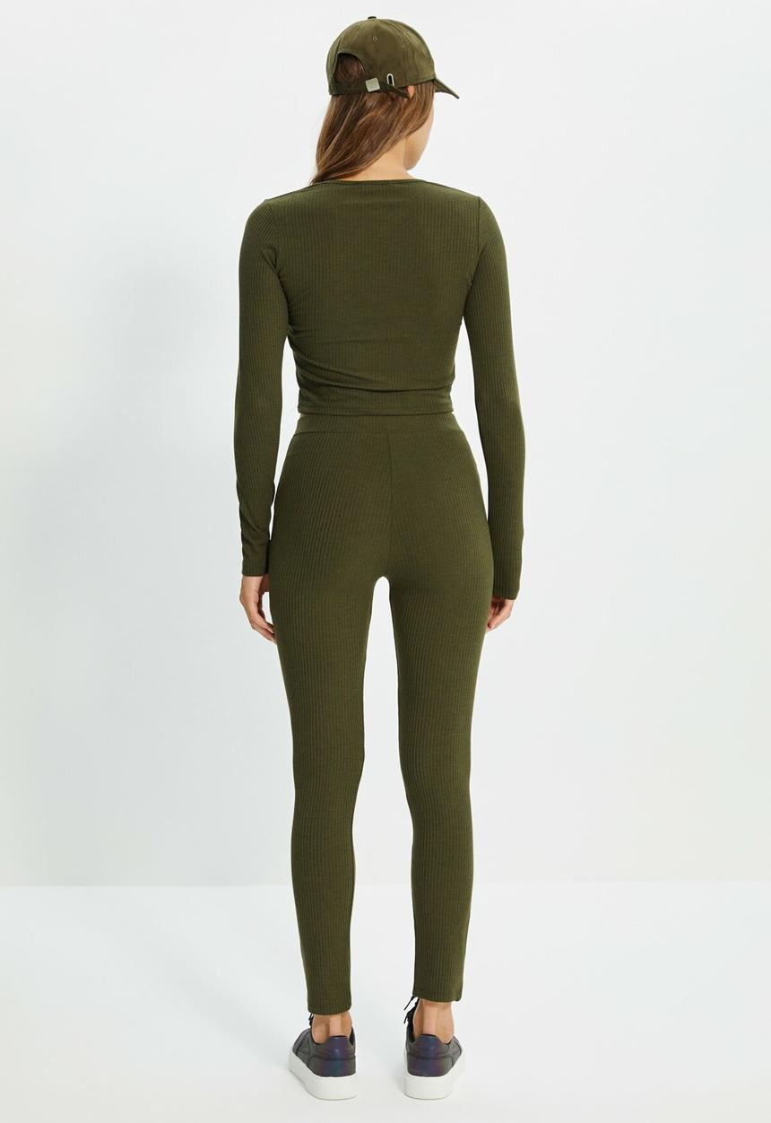 Trendyol - Straigt fit ribbed knit trousers - khaki