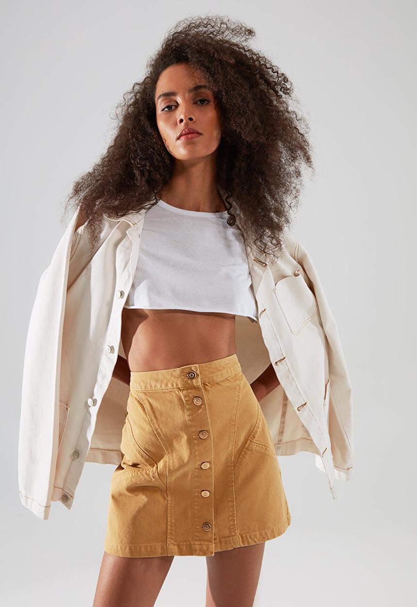 Trendyol - Stitch detailed front buttoned mini denim skirt - camel