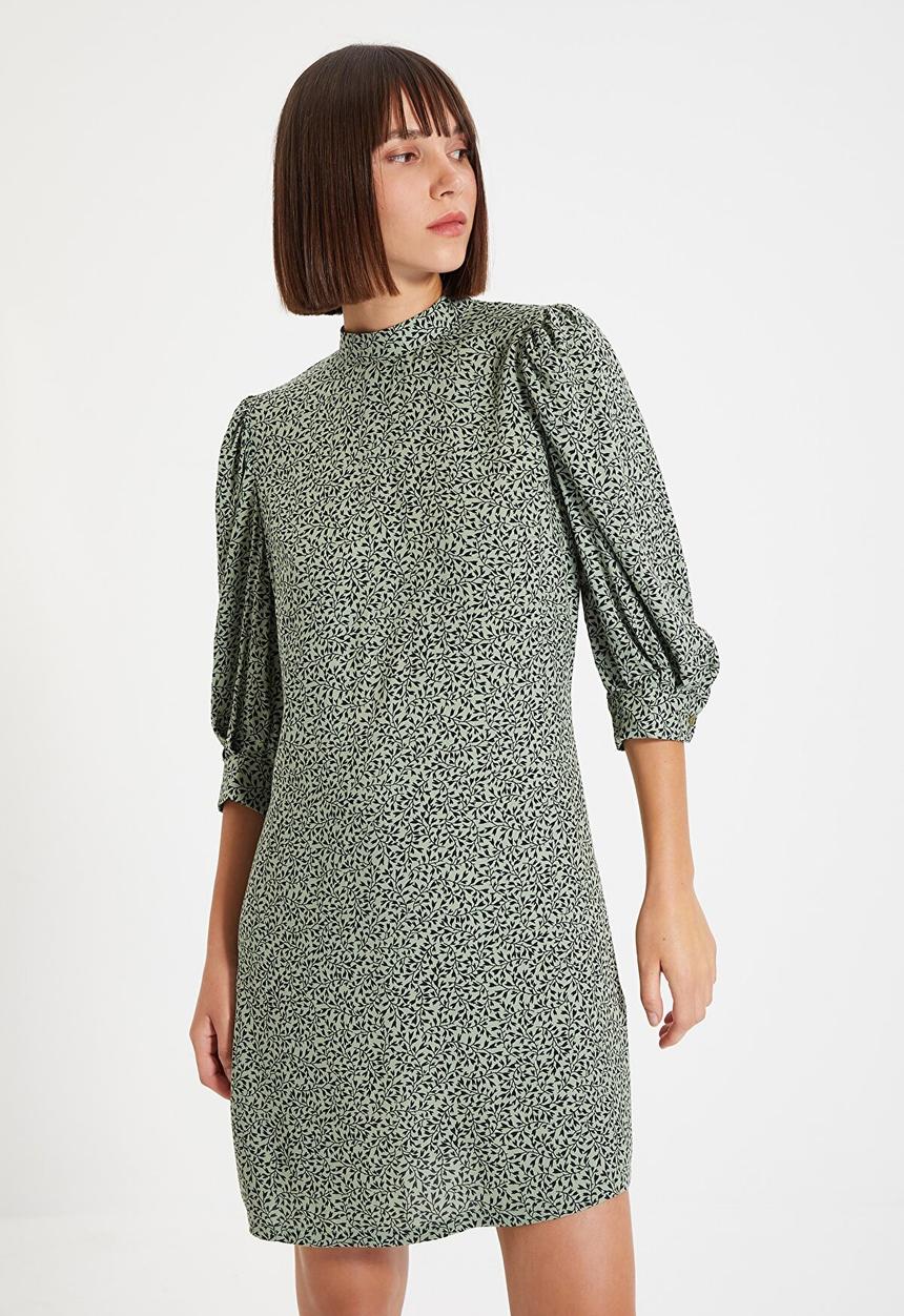 Trendyol - Stand up collar balloon sleeve dress - green