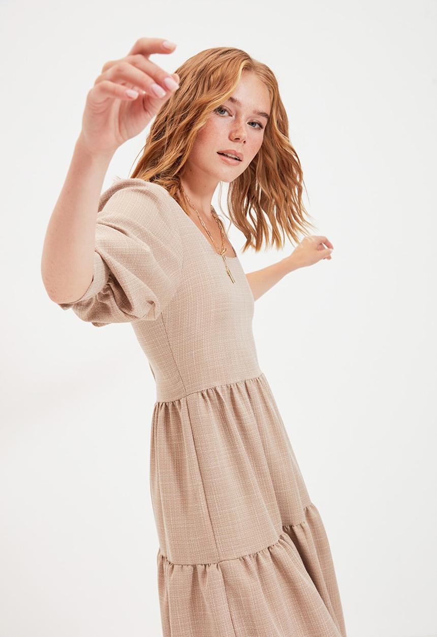 Trendyol - Square collar dress - camel