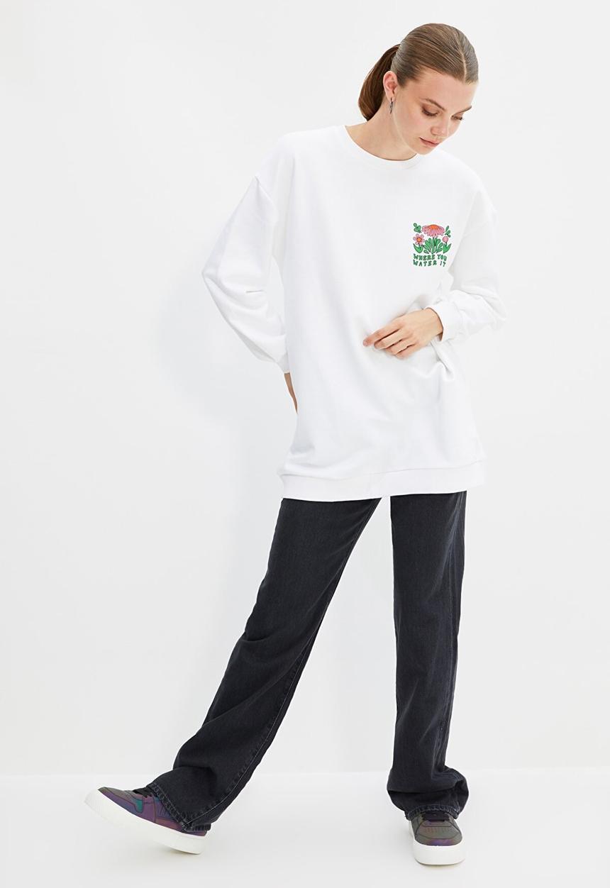 Trendyol - Printed knitted sweatshirt - white