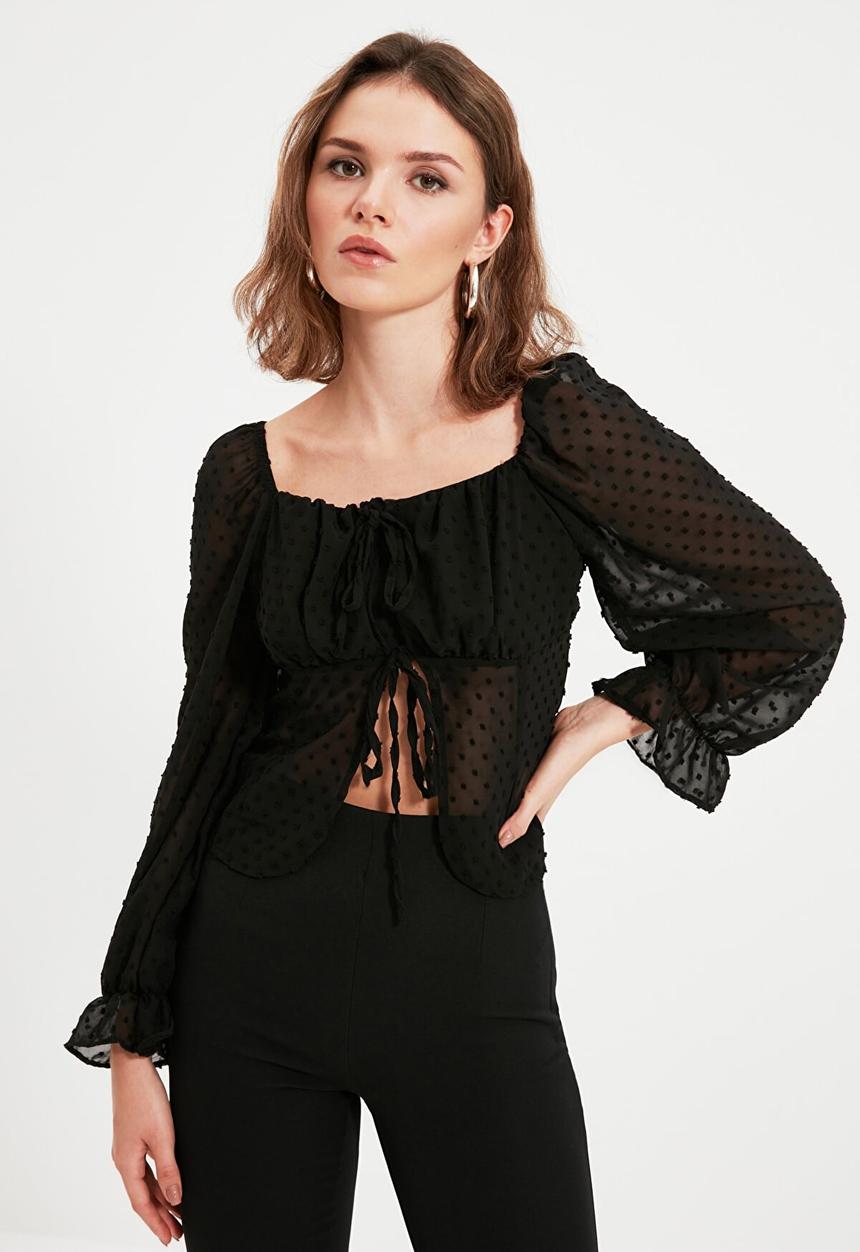 Trendyol - Petite lace detail crop blouse - black