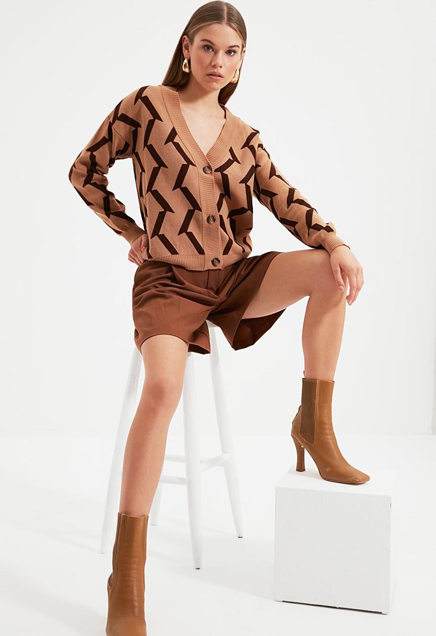 Trendyol - Geometric jacquard knit cardigan - camel