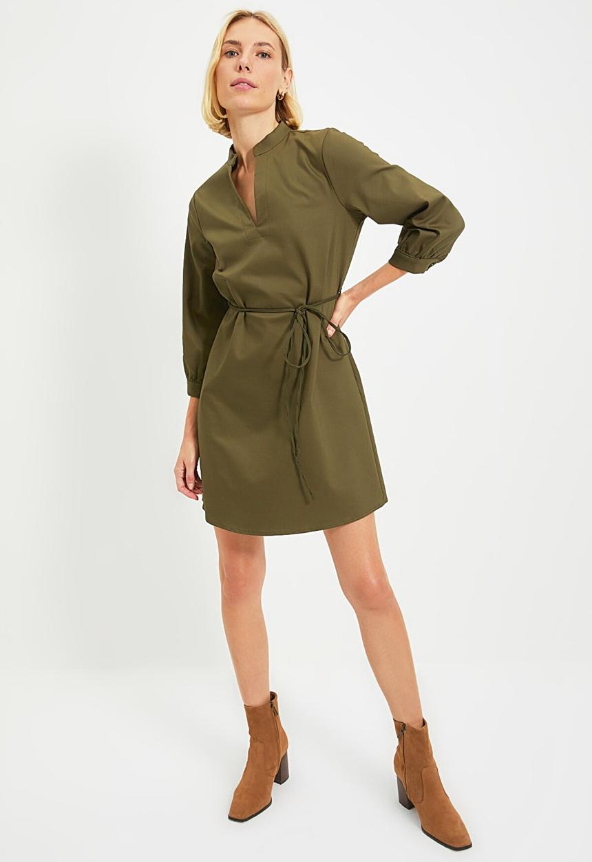 Trendyol - Belted v-neck dress - khaki
