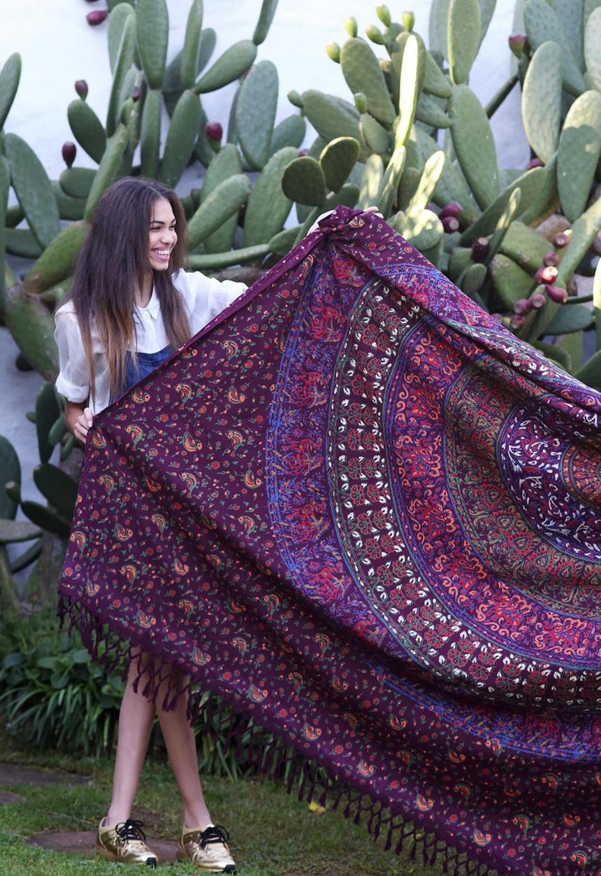 Shanti Decor - Floral Block Printed Throw