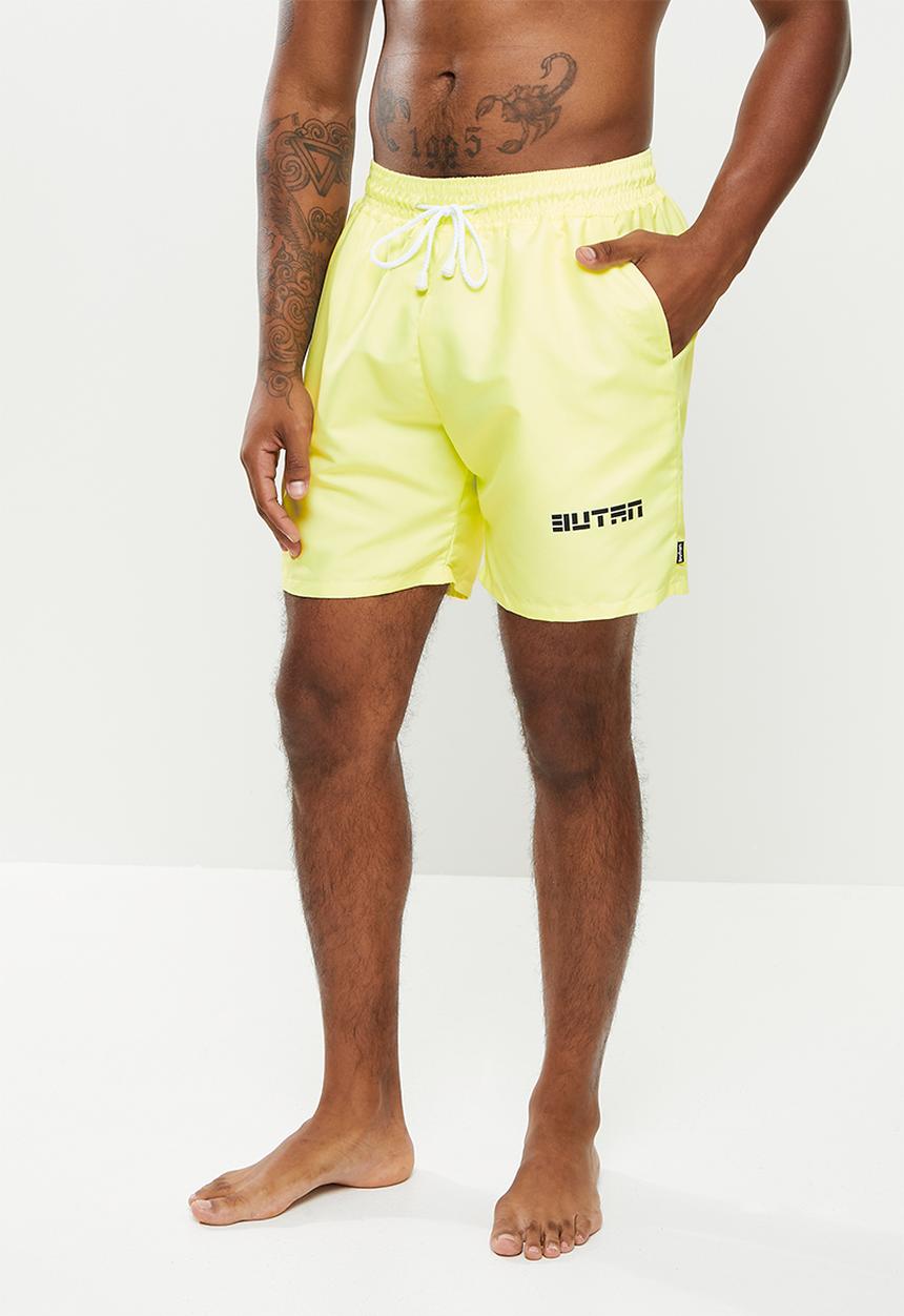Butan - Aluta block letters shorts - pastel yellow