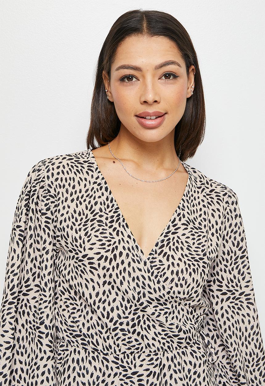 edit - Balloon sleeve wrap blouse - ecru minimal