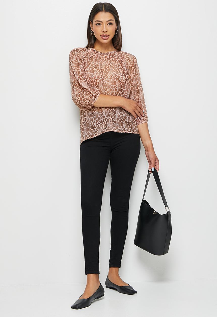 edit - Chiffon puffed sleeve blouse - watercolour giraffe