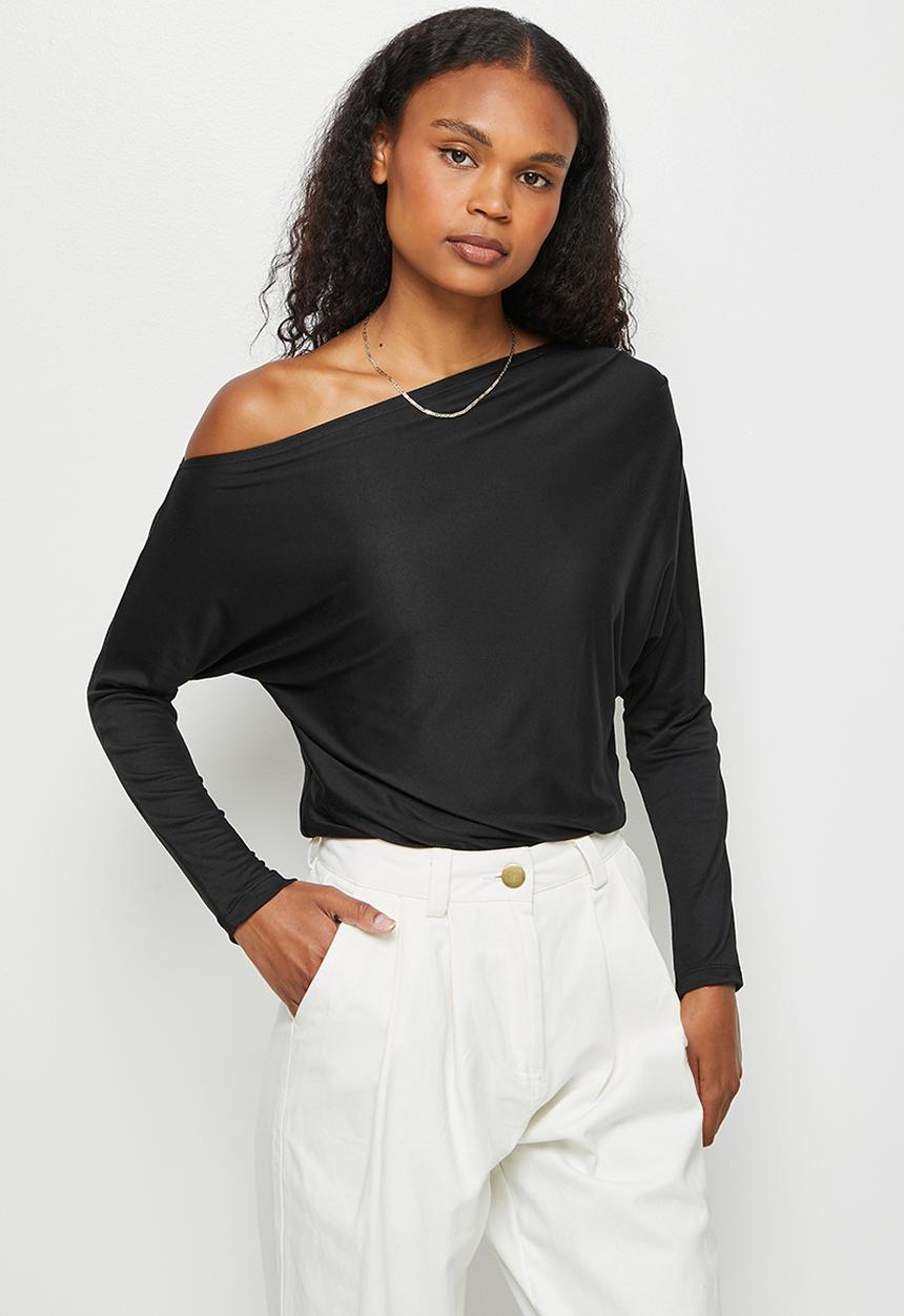MILLA - Warm handle asymmetric top - black