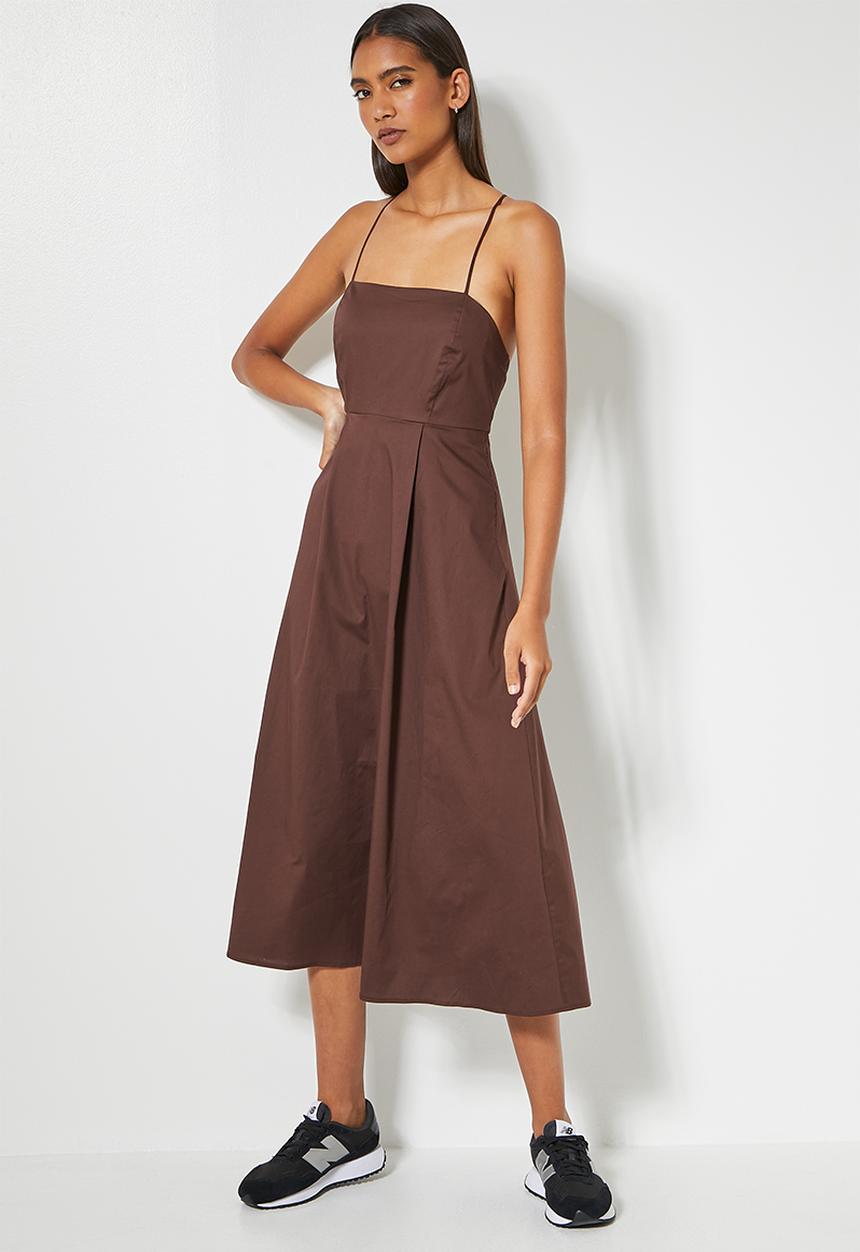 Superbalist - Straightneck fit & flare - dark choc