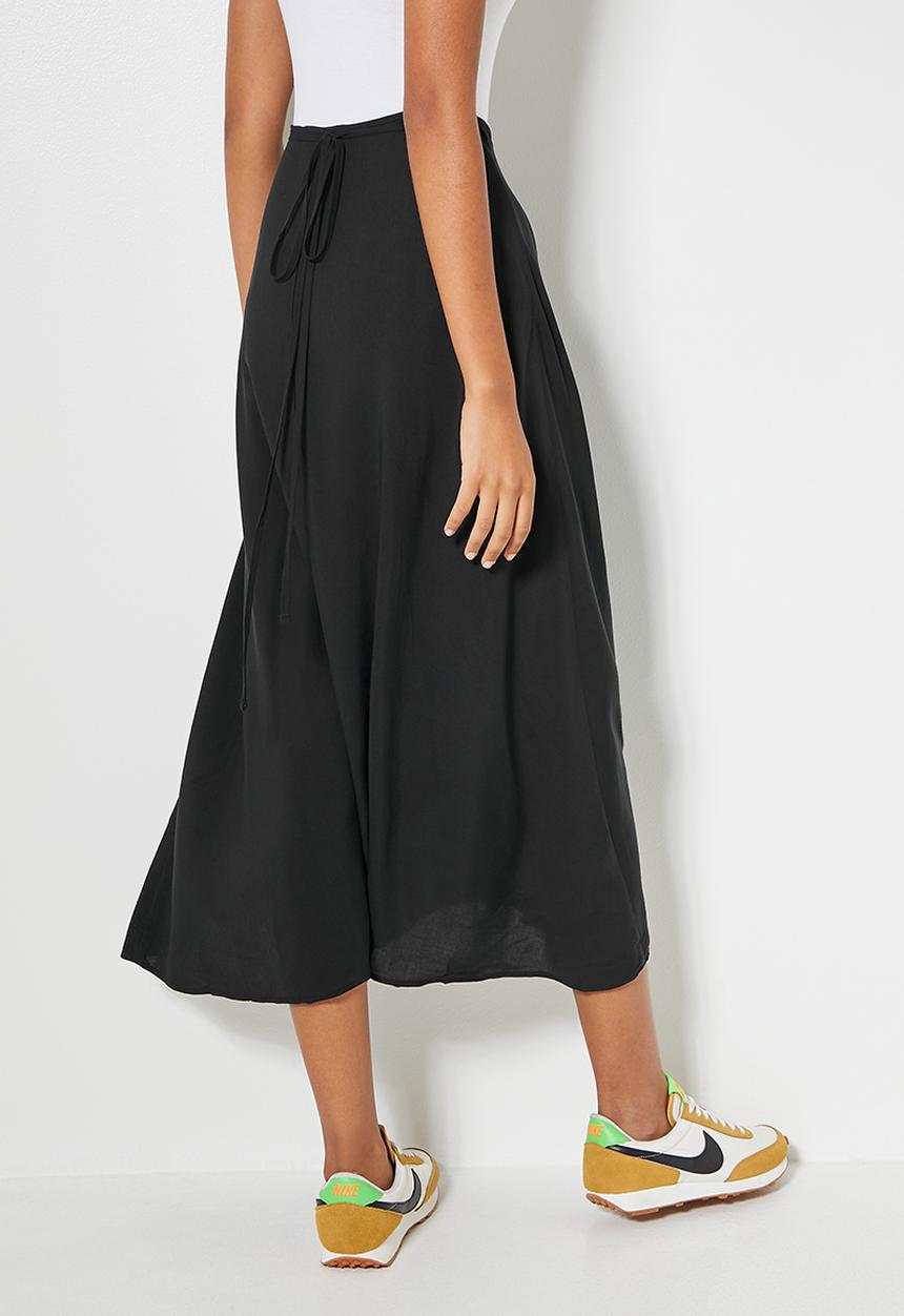 Superbalist - Easy wrap skirt - black
