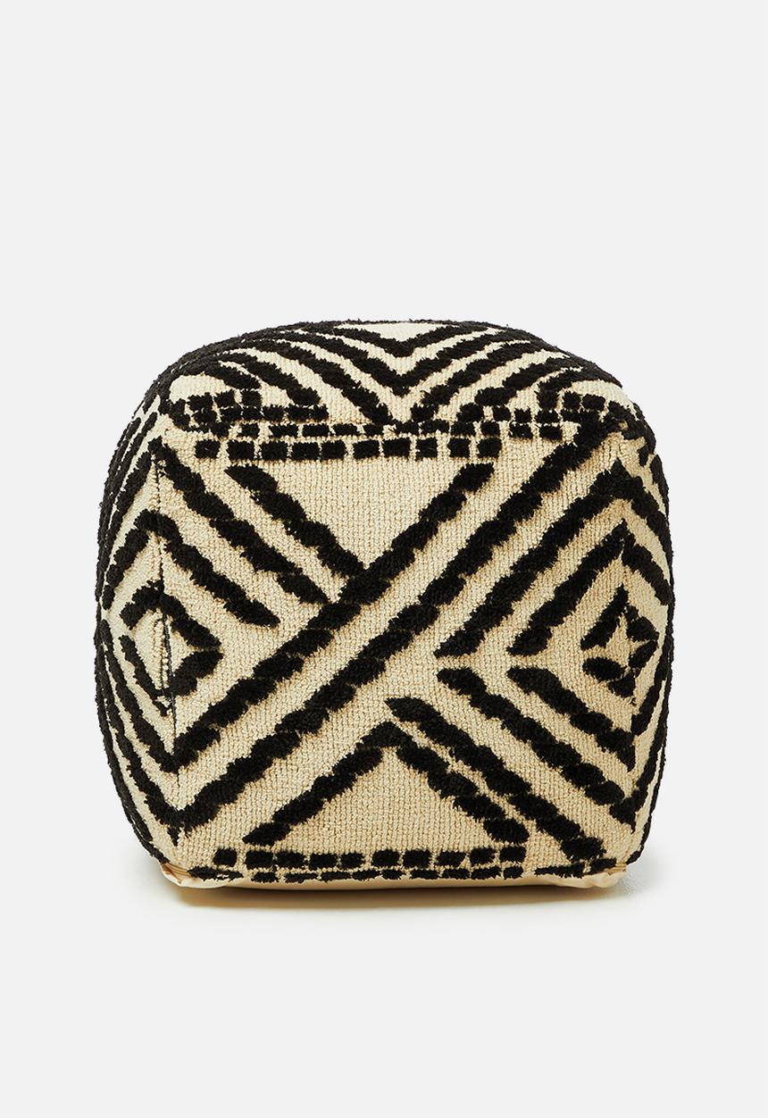 Sixth Floor - Etched pouf - black & white