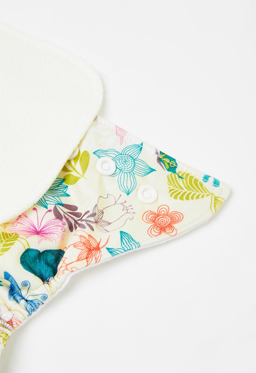 Bamboo Baby - Fancypants basic pocket nappy - bamboo insert - floral print 