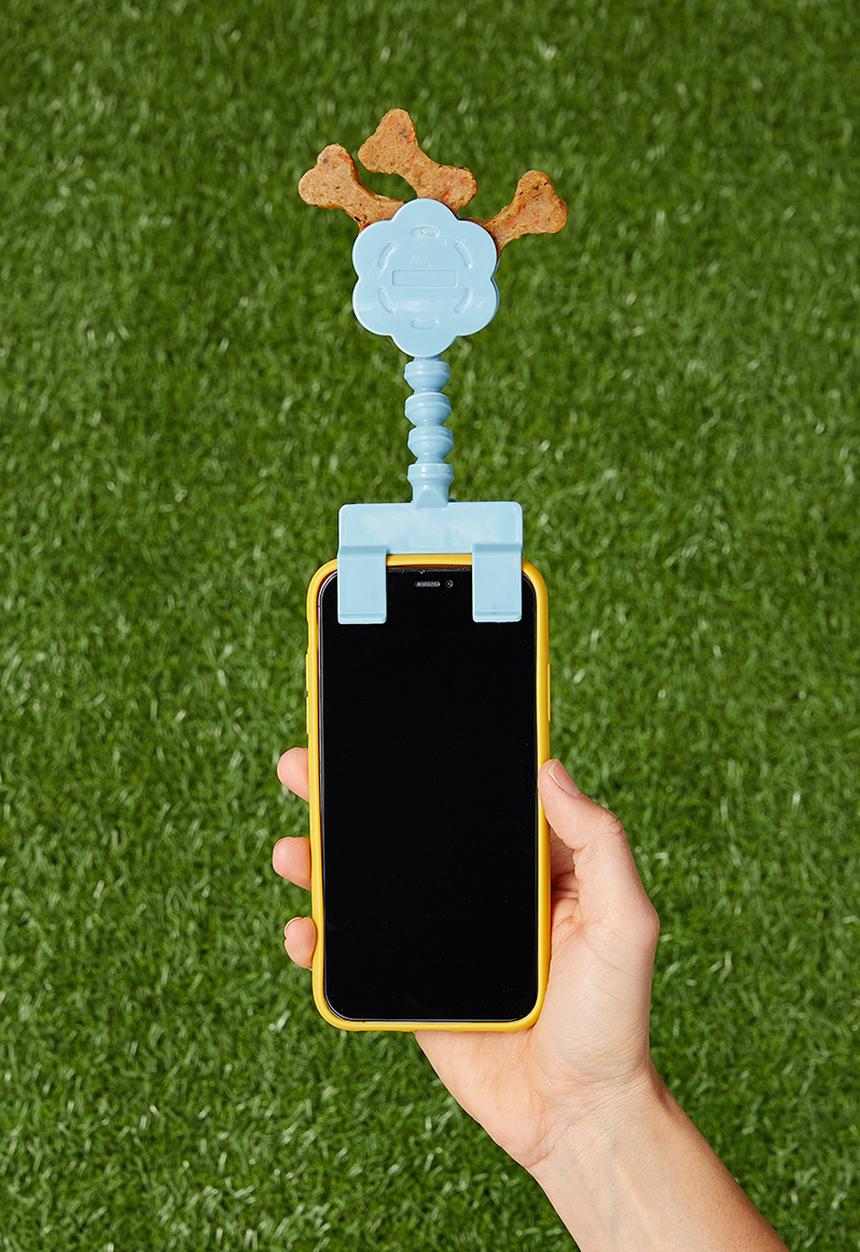 Typo - Pet treat selfie clip - blue