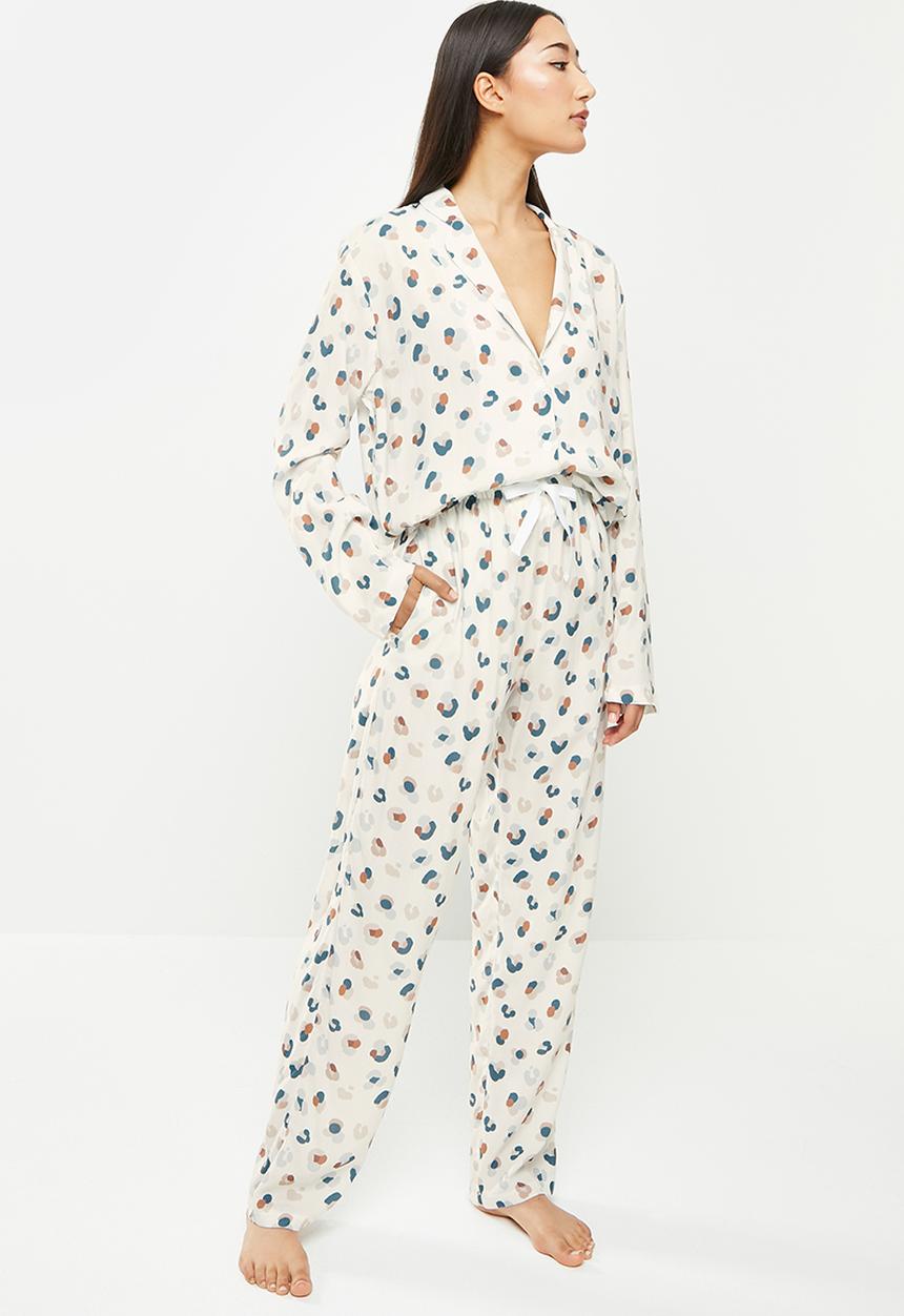 Superbalist - Sleep shirt & pants set - soft leopard