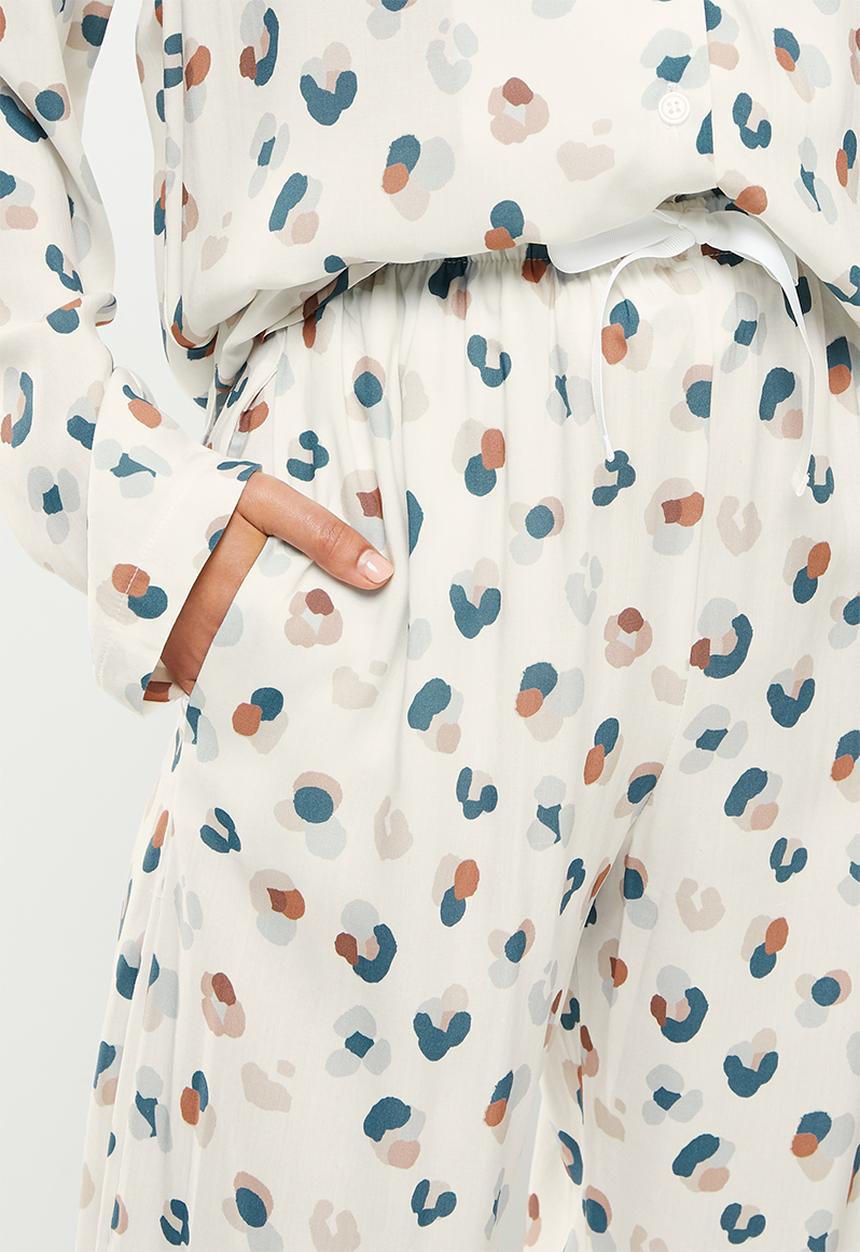 Superbalist - Sleep shirt & pants set - soft leopard