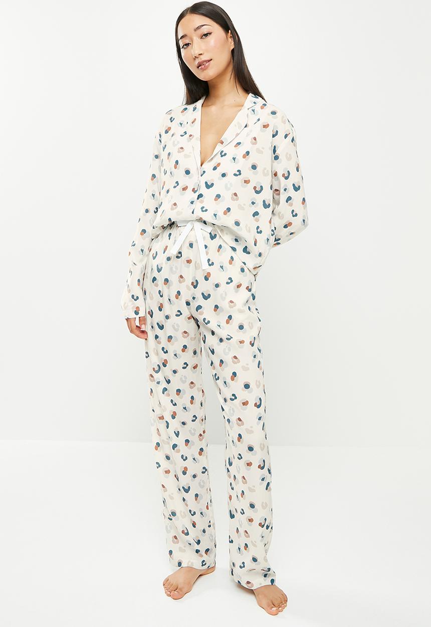 Superbalist - Sleep shirt & pants set - soft leopard