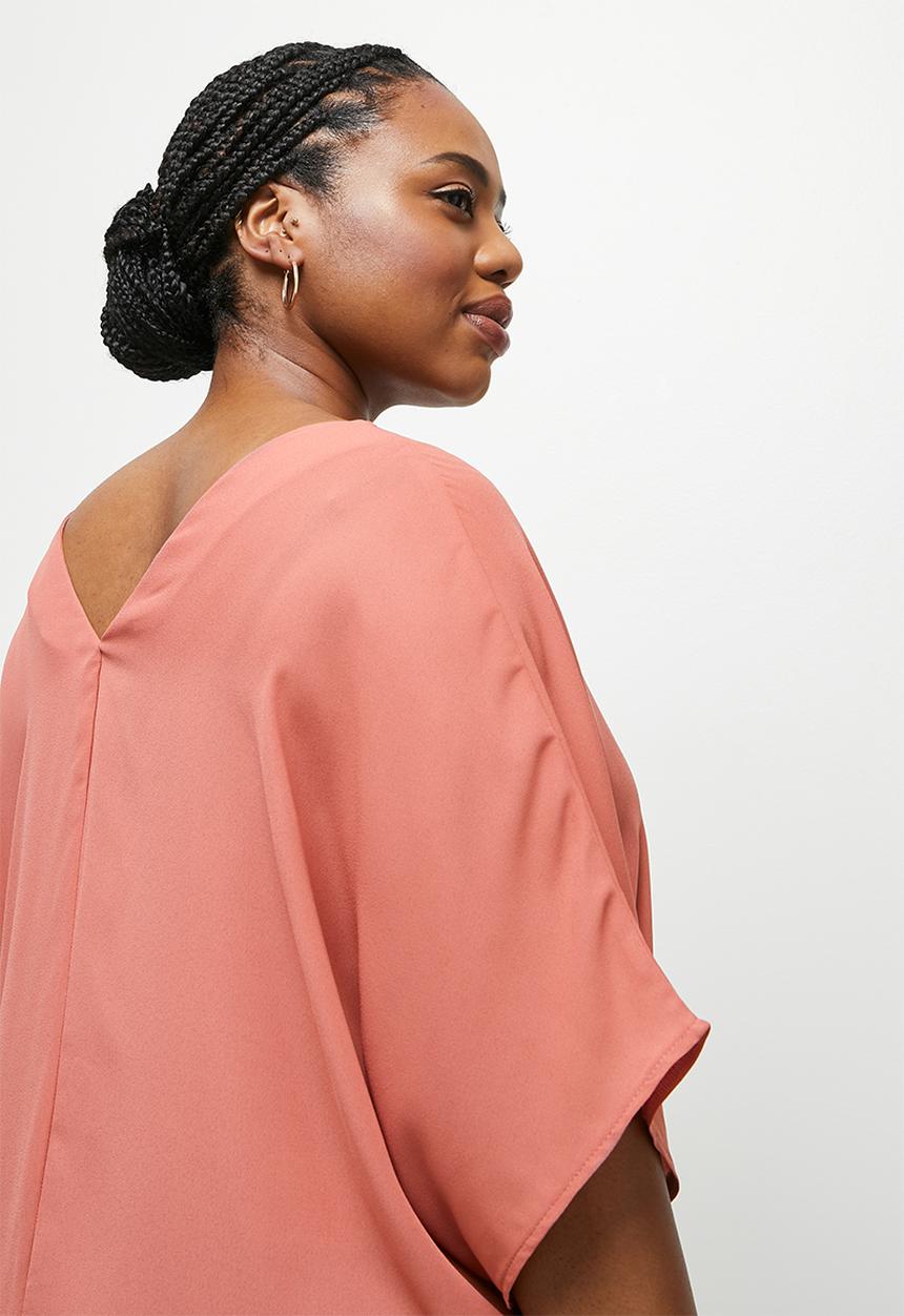 edit Plus - Plus longline soft blouse - dusty pink