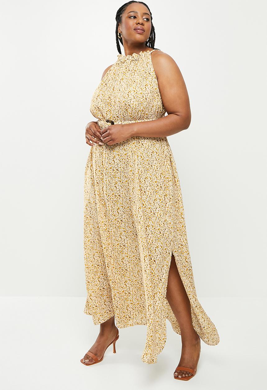 Me&B - Plus halter full maxi with belt detail - multi 