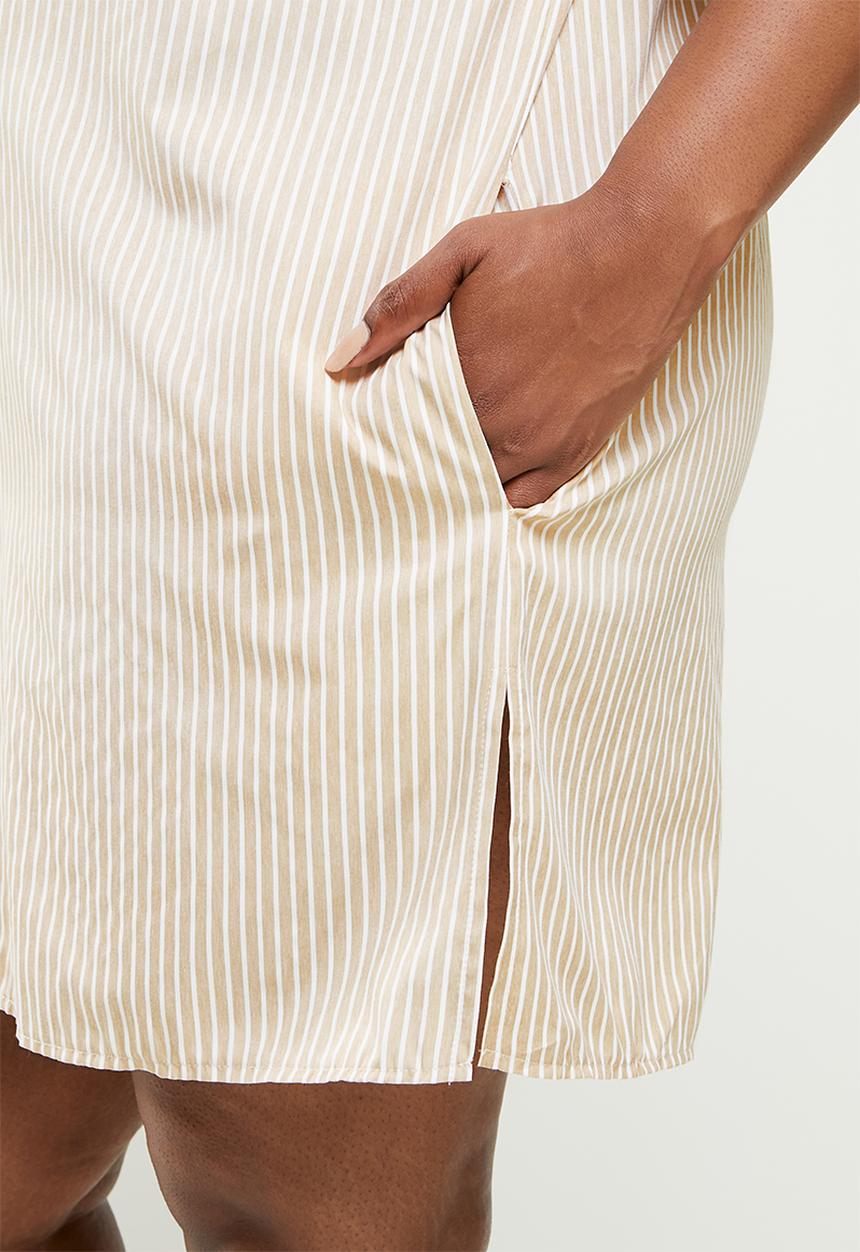 Me&B - Plus short shirtdress - stone & white 