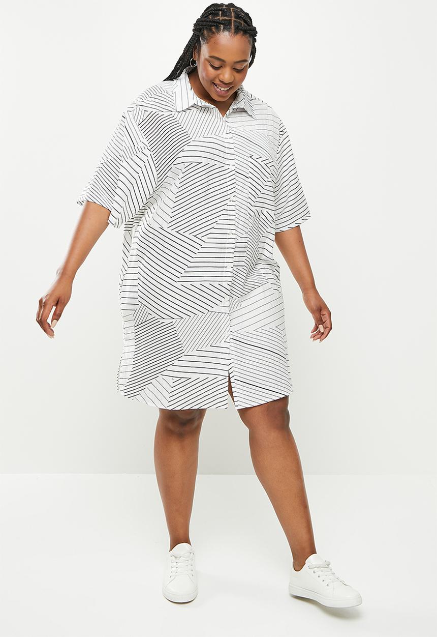 Me&B - Plus short shirtdress - black & white 