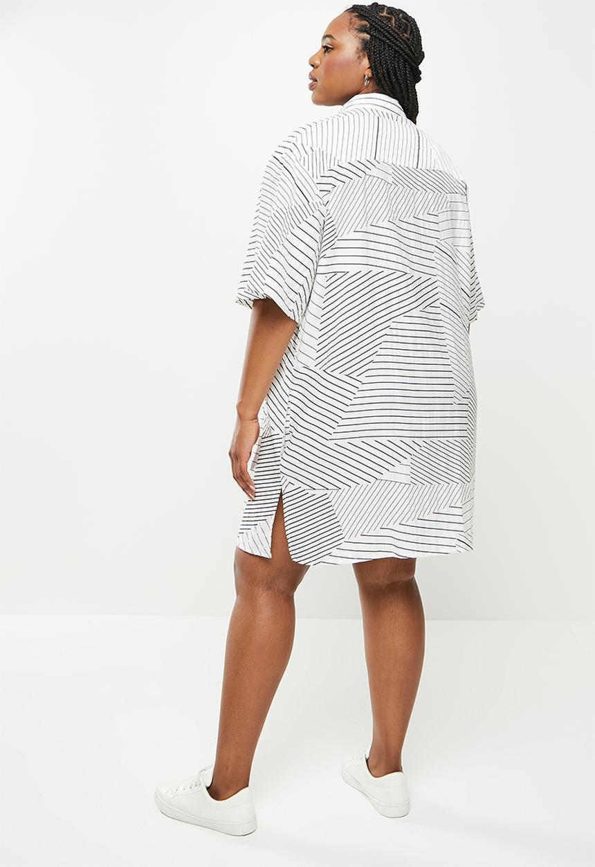 Me&B - Plus short shirtdress - black & white 