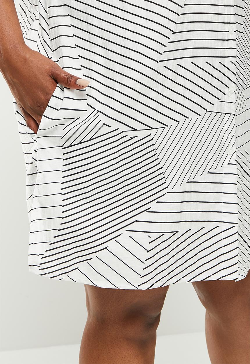 Me&B - Plus short shirtdress - black & white 