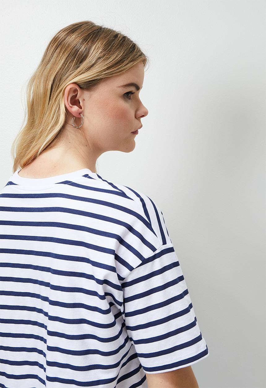 Blake - Striped boxy cropped tee navy stripe - navy/white