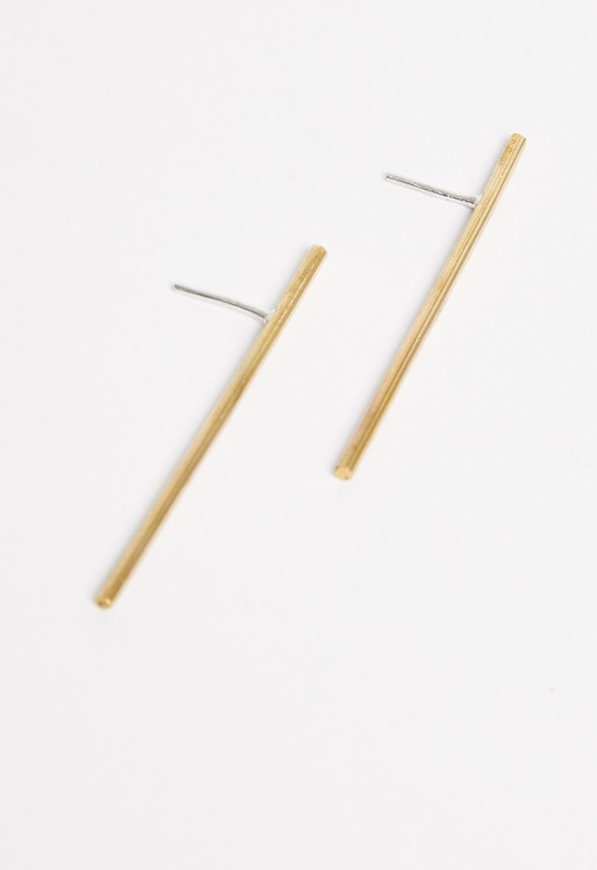 Tessa Design - Alexa linear earrings - gold