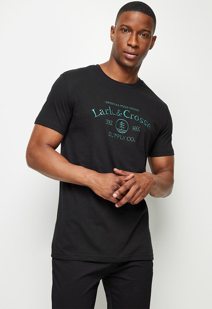 Lark & Crosse - L&c graphic crew neck tee - black