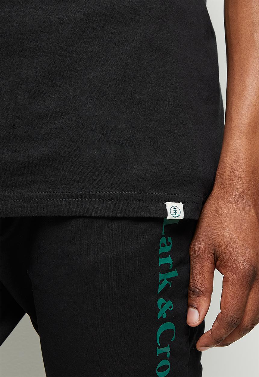 Lark & Crosse - L&c graphic crew neck tee - black