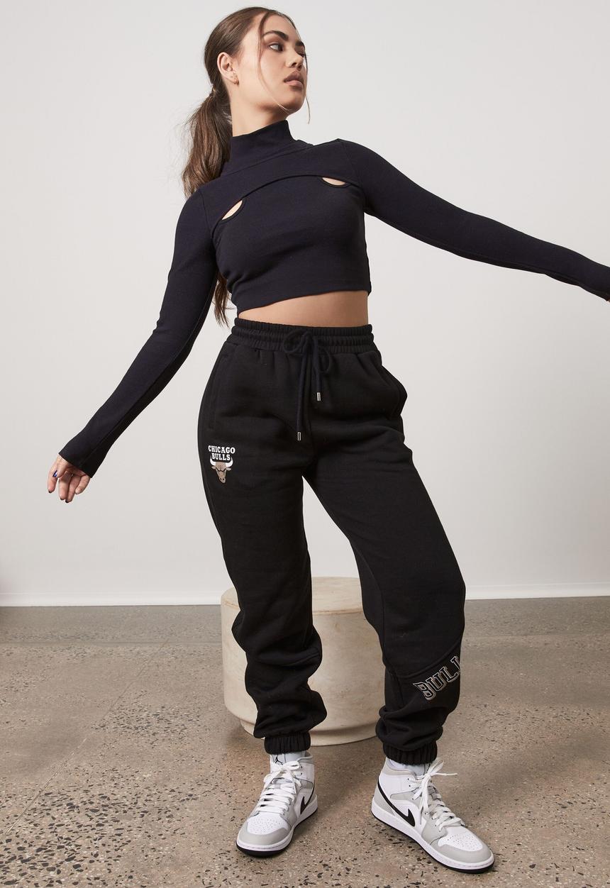 Factorie - Long sleeve cut out top - black
