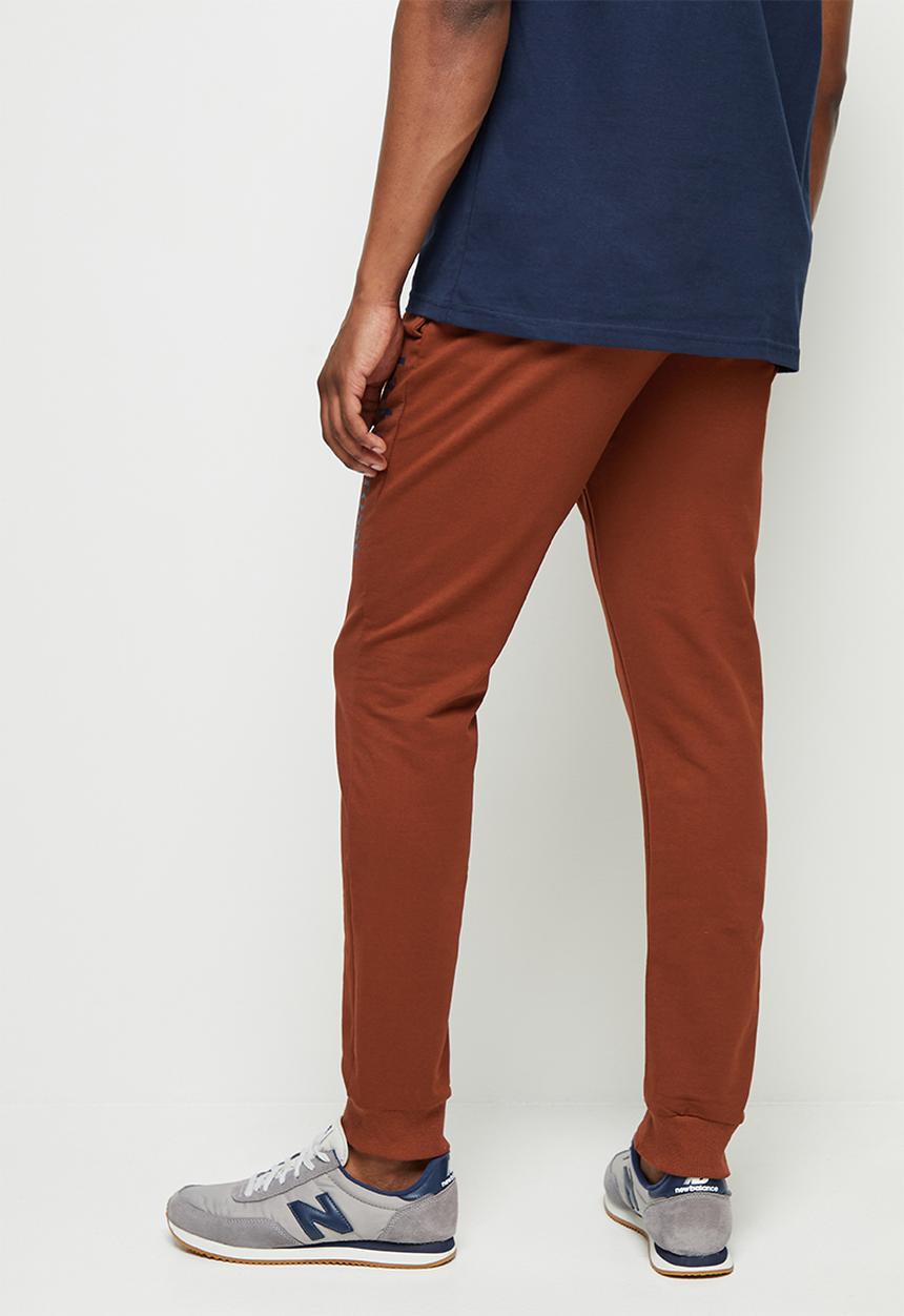 Lark & Crosse - Eldy slim fit sweatpants - rust