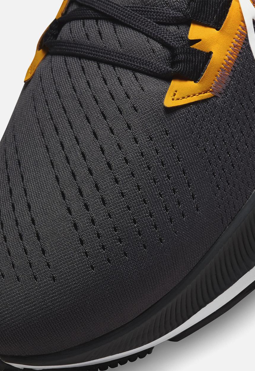 Nike - Air Zoom Pegasus 38 - anthracite/photon dust-black-kumquat