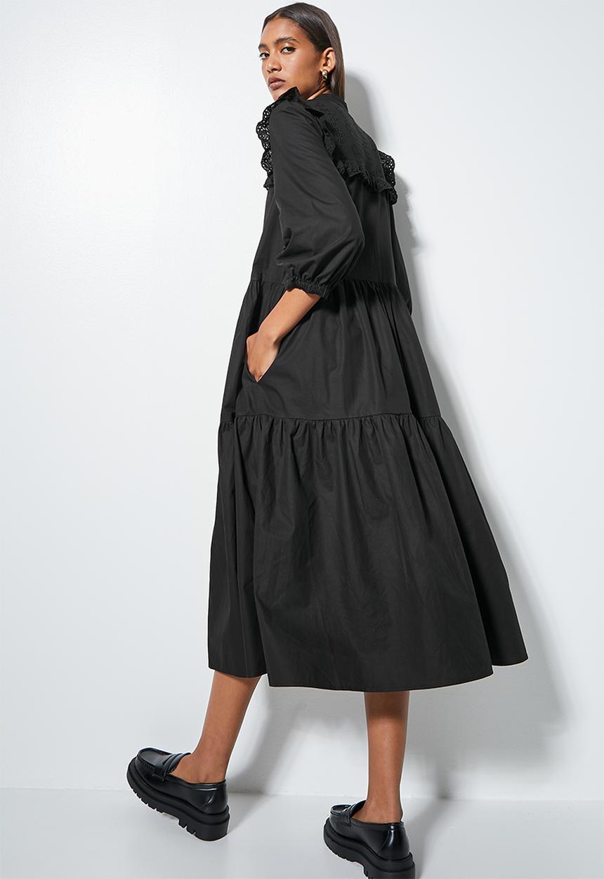 Superbalist - Crochet inset detail tiered dress - black