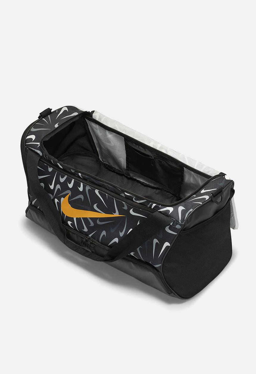 Nike - Nike brasilia 9.5 - duffel - black & kumquat
