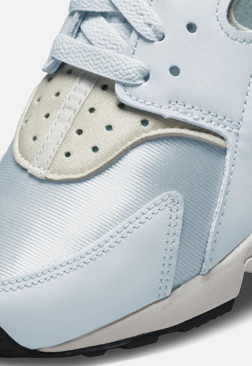 Nike - Air Huarache - aura/summit white-ocean cube-black