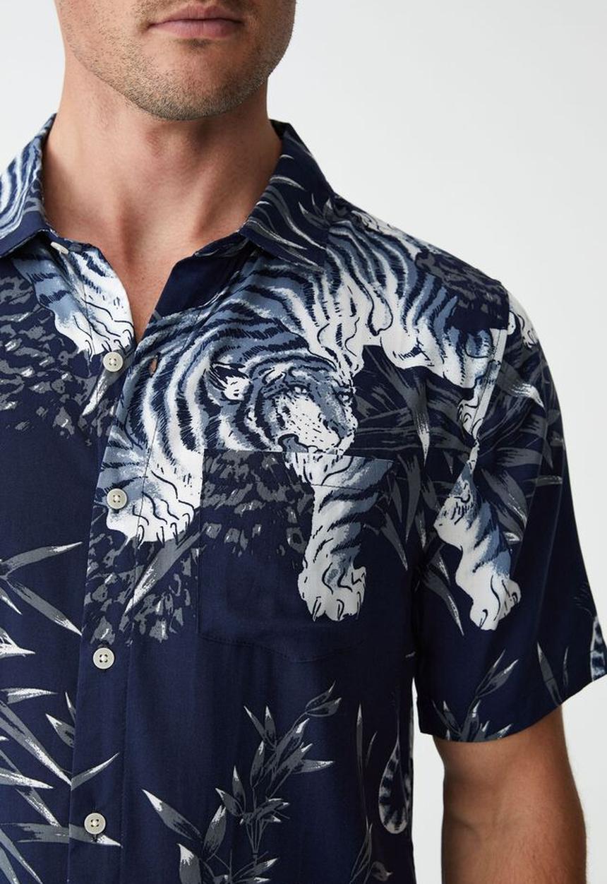 Cotton On - Vacay short sleeve shirt - navy oversize tiger