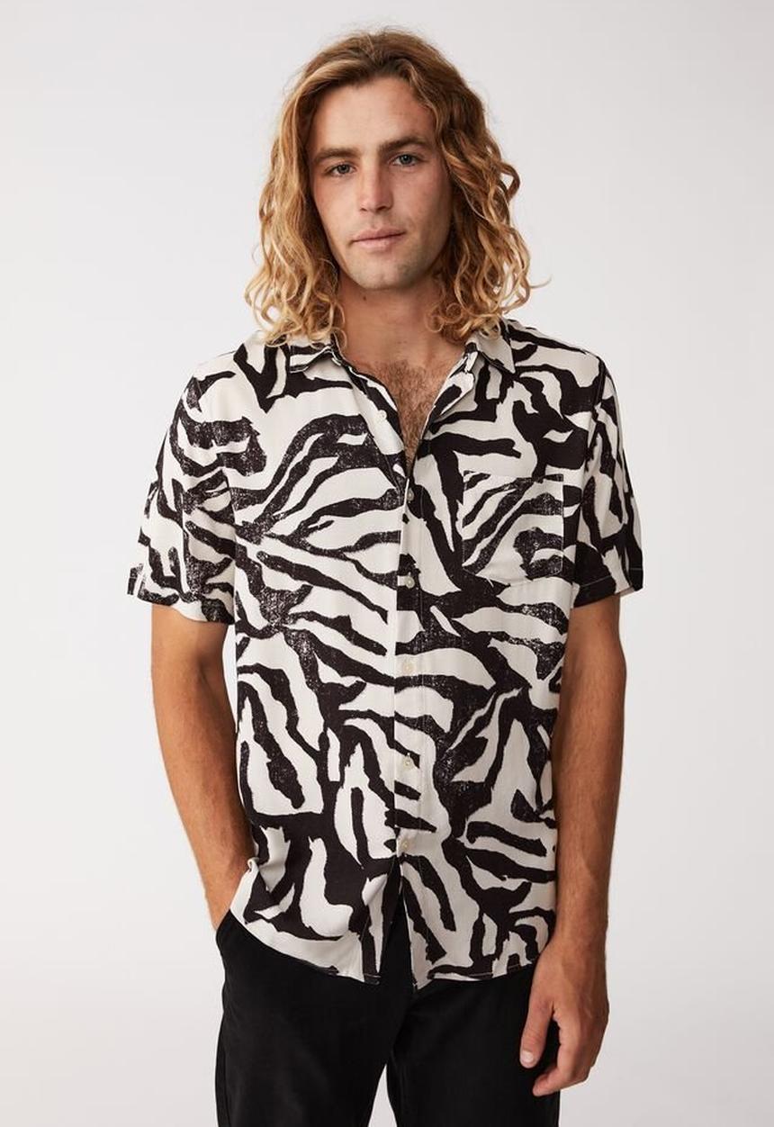 Cotton On - Vacay short sleeve shirt - black white tiger