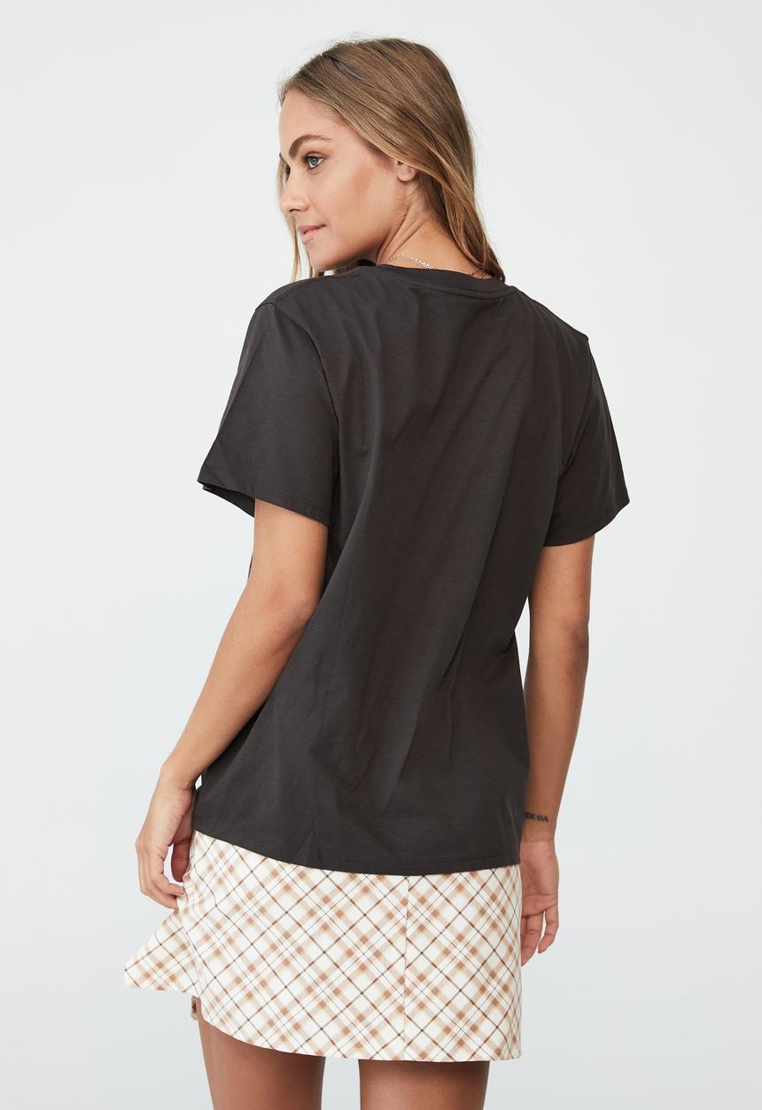 Cotton On - Regular fit graphic tee - washed black