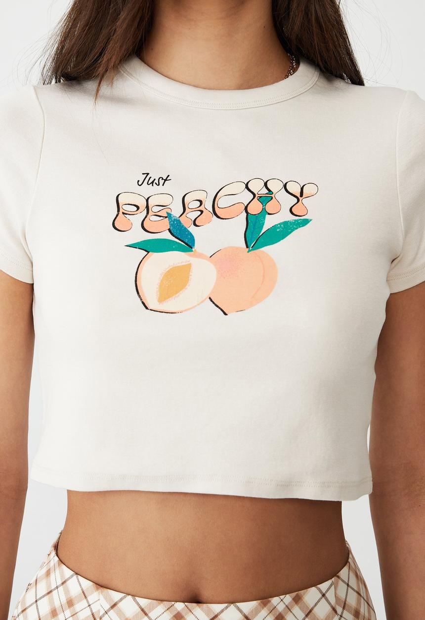Cotton On - Micro fit rib graphic tee - white sand