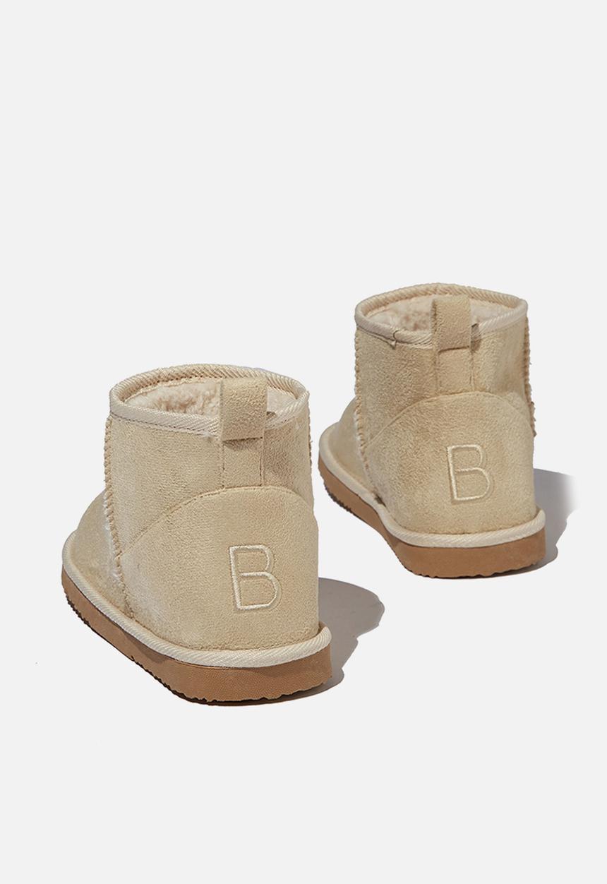 Cotton On - Body super cropped home boot - bone