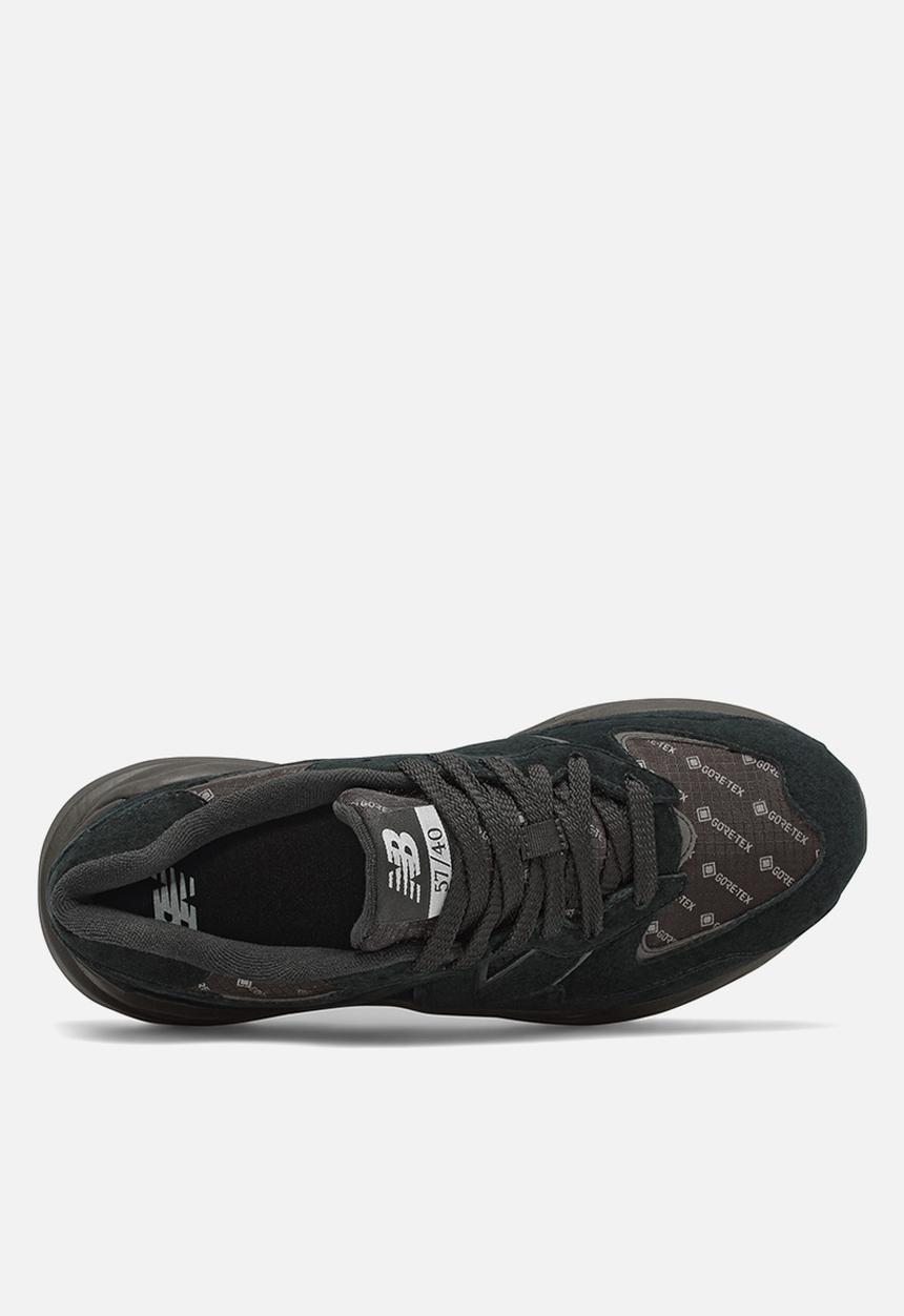 New Balance  - 57/40 v1 - black (001)