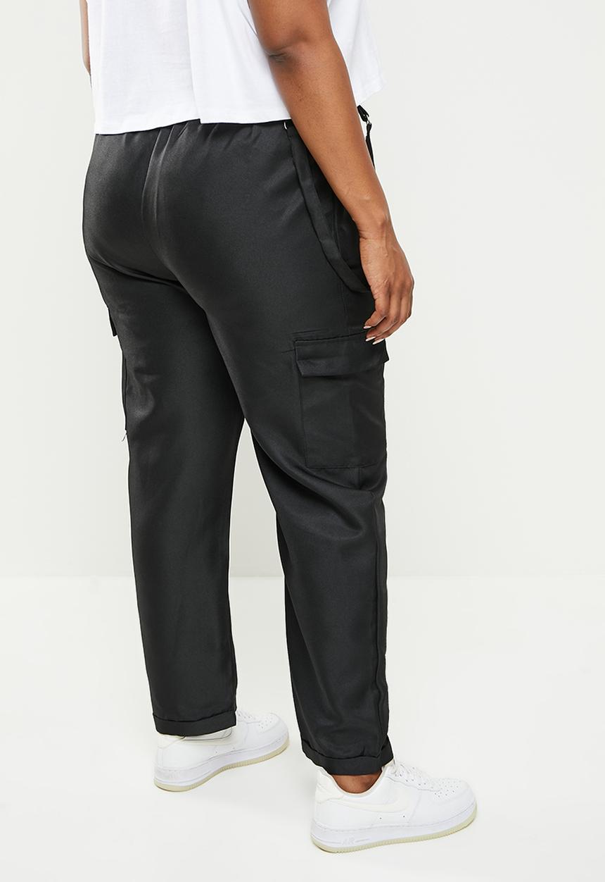 Missguided - Plus cargo pocket trouser - black