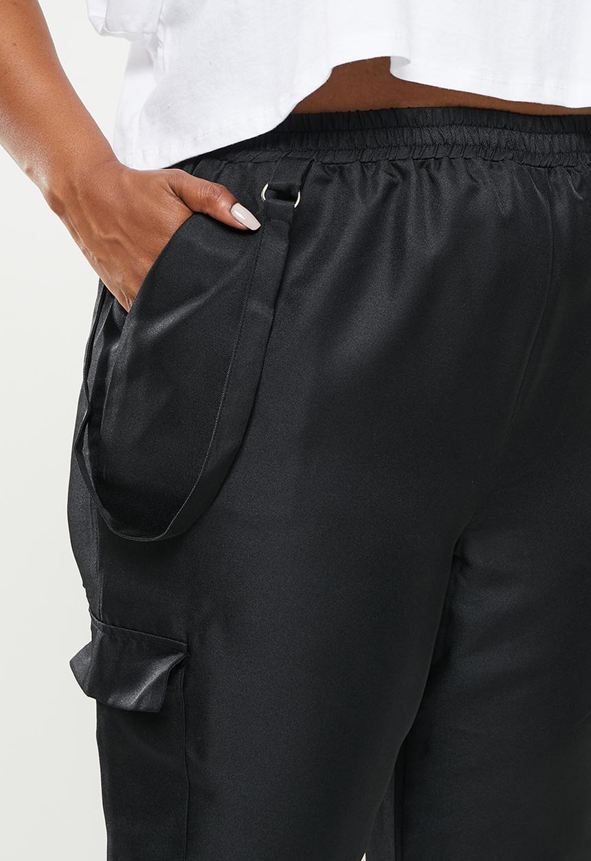 Missguided - Plus cargo pocket trouser - black