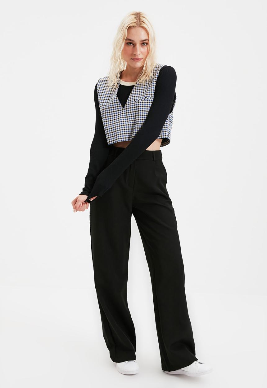 Trendyol - Wide leg pleated trousers - black