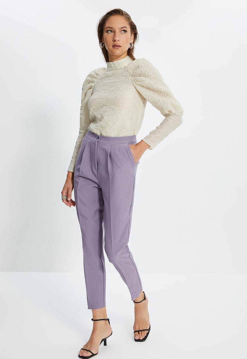 Trendyol - Pleated carrot trousers - purple