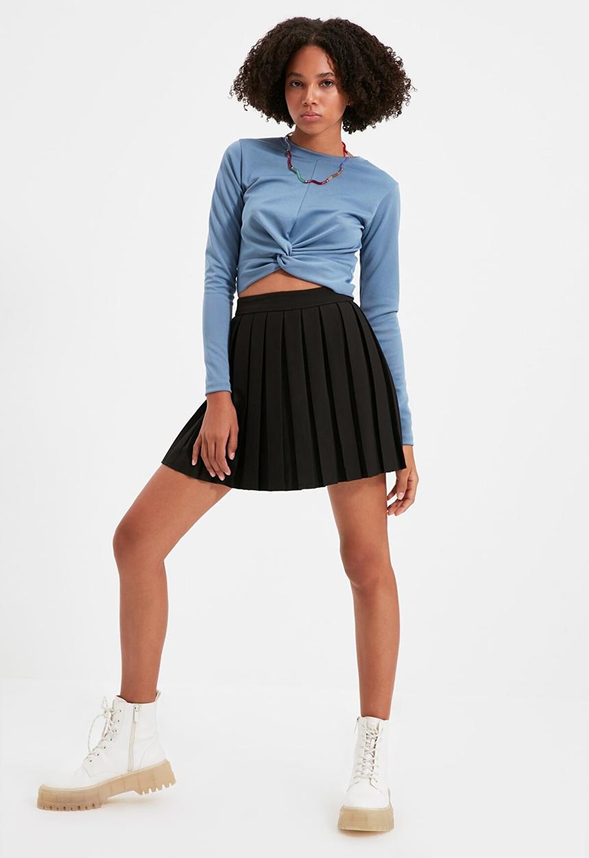 Trendyol - Pleated skirt - black